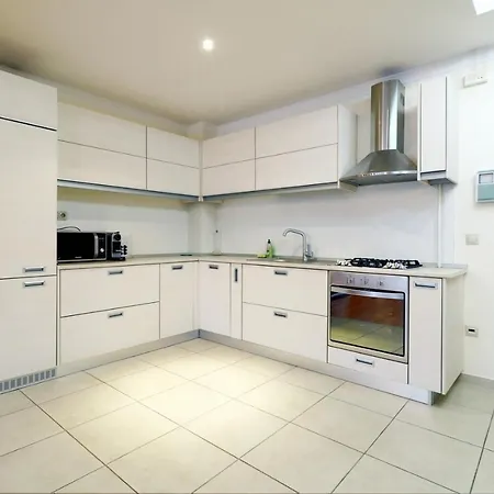 Apartment Emerald Bucharest